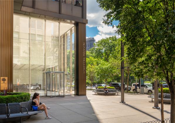 41 Madison Avenue Entrance