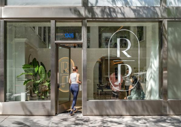 215 East 68th Street Exterior Path