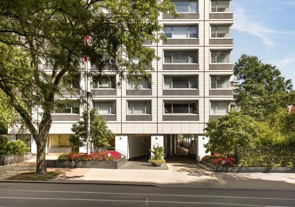 Image of 211 East 70th Street