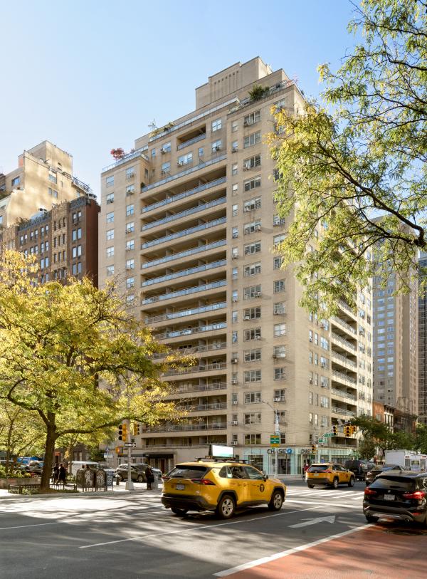 300 East 57th Exterior